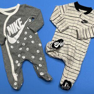 Baby Boy NIKE Newborn Footed Clothes Sleep N Play Sleeper Pajama 2pc Lot Bundle